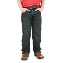 Wrangler Boys' Retro Regular Fit Straight Leg Jeans (8-20) -Wrangler Store 3e1da755e05fefeb6c748b9b8ccf191c