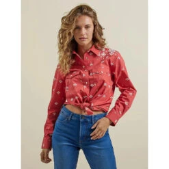 WRANGLER WOMENS RETRA AMERICANA BANDANA WESTERN SNAP SHIRT 7 WRANGLER WOMENS RETRA AMERICANA BANDANA WESTERN SNAP SHIRT -Wrangler Store 40931f858fe44e76a54e1e0759a97094