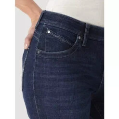 WRANGLER WOMENS Q-BABY JEAN - BOOT SCOOTIN -Wrangler Store 5ace4f117cbe147206e5b857cf1e6575