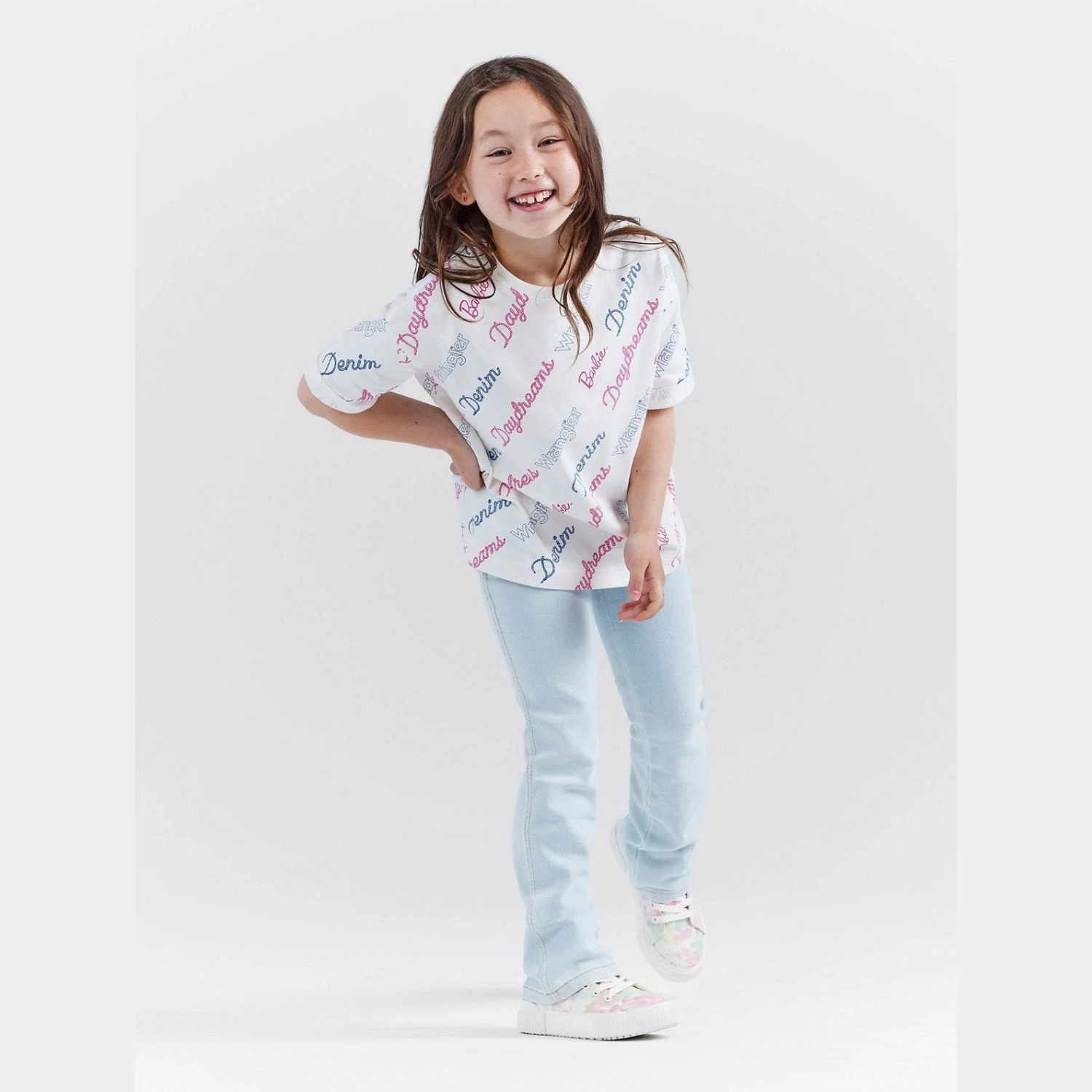 WRANGLER GIRLS X BARBIE DAYDREAMS BOXY TEE 3 WRANGLER GIRLS X BARBIE DAYDREAMS BOXY TEE