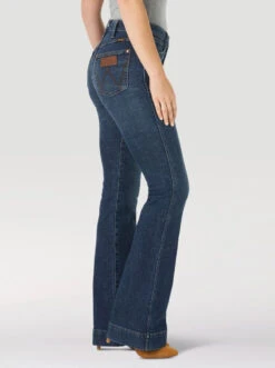 Wrangler Womens Retro Green Jean High Rise Trouser - Sara -Wrangler Store P2361250 03 93654.1630609576