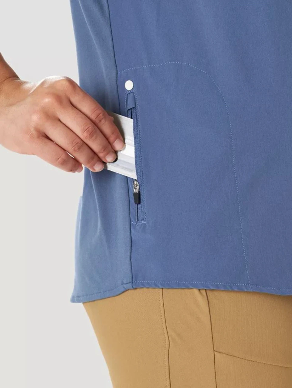 Wrangler ATG Womens Mixed Material Shirt 5 Wrangler ATG Womens Mixed Material Shirt - Image 3