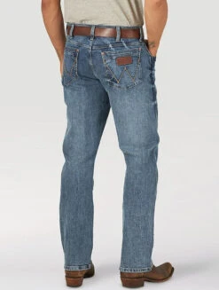 Wrangler Mens Retro Relaxed Fit Bootcut Jean In Greeley -Wrangler Store P2497275 3 13530.1644334176