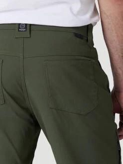 Wrangler Mens ATG Asymmetric Cargo Shorts -Wrangler Store P2504475 3 34580.1650394321