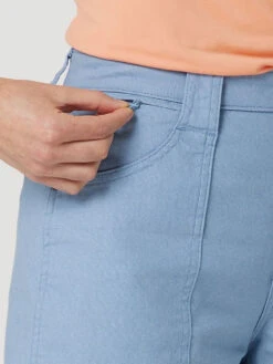 Wrangler Womens Olive ATG Hiker Short -Wrangler Store P2519860 4 26481.1650396083