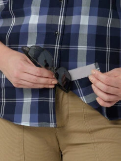 Wrangler ATG Womens Mixed Material Plaid Long Sleeve Shirt 14 Wrangler ATG Womens Mixed Material Plaid Long Sleeve Shirt -Wrangler Store P2572230 5 68634.1664819314