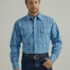 Wrangler Men's Button Down Long Sleeve Two Pocket Shirt 2 Wrangler Men's Button Down Long Sleeve Two Pocket Shirt -Wrangler Store P2734615 1 25725.1692039061