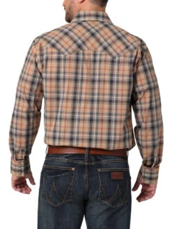 Wrangler Men's Retro Long Sleeve Sawtooth Snap Pocket Western Shirt In Tan -Wrangler Store P2735250 3 02896.1681826706