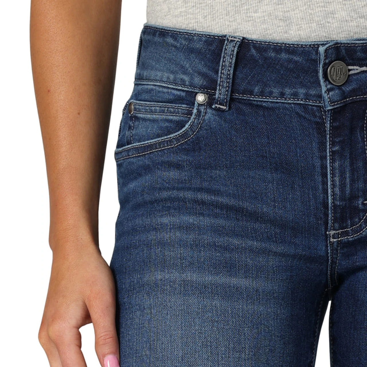 Wrangler Women's Mae Mid Rise Trouser Dark Wash Jeans With Navy Embroidered "W" 6 Wrangler Women's Mae Mid Rise Trouser Dark Wash Jeans With Navy Embroidered "W" - Image 4