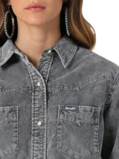 Wrangler Women's Long Sleeve Corduroy Snap Western Overshirt In Black -Wrangler Store P2737535 3 69808.1682368430