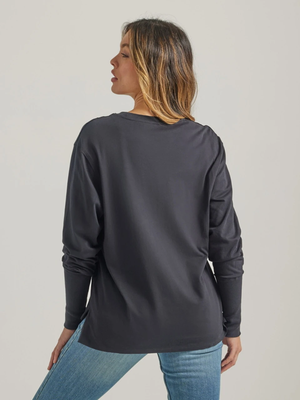 Wrangler Ladies Long Sleeve Relaxed Graphic Black Tee 4 Wrangler Ladies Long Sleeve Relaxed Graphic Black Tee - Image 2