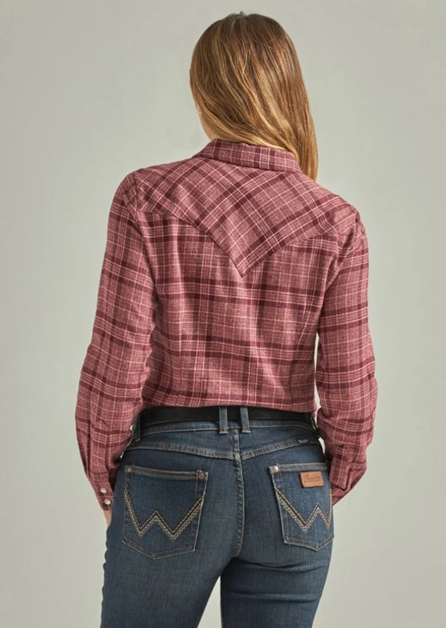 Wrangler Ladies Ash Rose Long Sleeve Flannel Shirt 3 Wrangler Ladies Ash Rose Long Sleeve Flannel Shirt