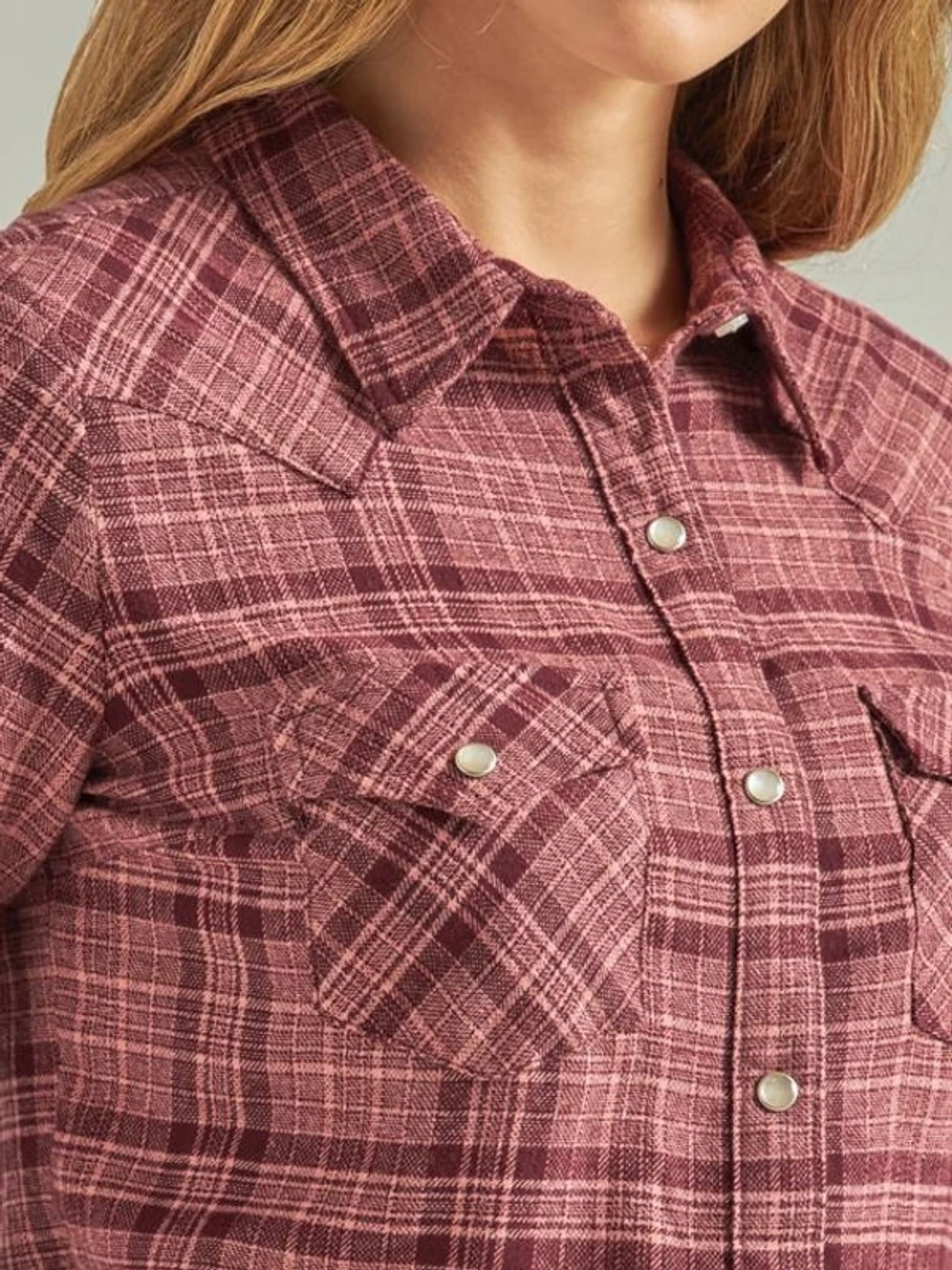 Wrangler Ladies Ash Rose Long Sleeve Flannel Shirt 4 Wrangler Ladies Ash Rose Long Sleeve Flannel Shirt - Image 2