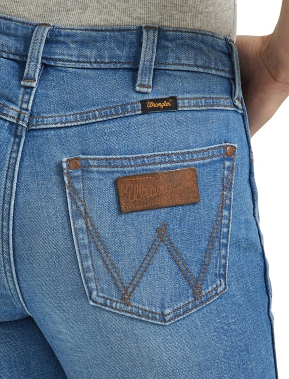 Wrangler Ladies Eliza High Rise Trouser 4 Wrangler Ladies Eliza High Rise Trouser - Image 2