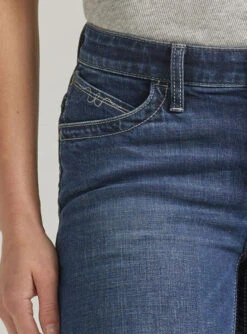 Wrangler Ladies Performance Waist Willow Trouser 8 Wrangler Ladies Performance Waist Willow Trouser -Wrangler Store P2786250 3 35589.1691172946