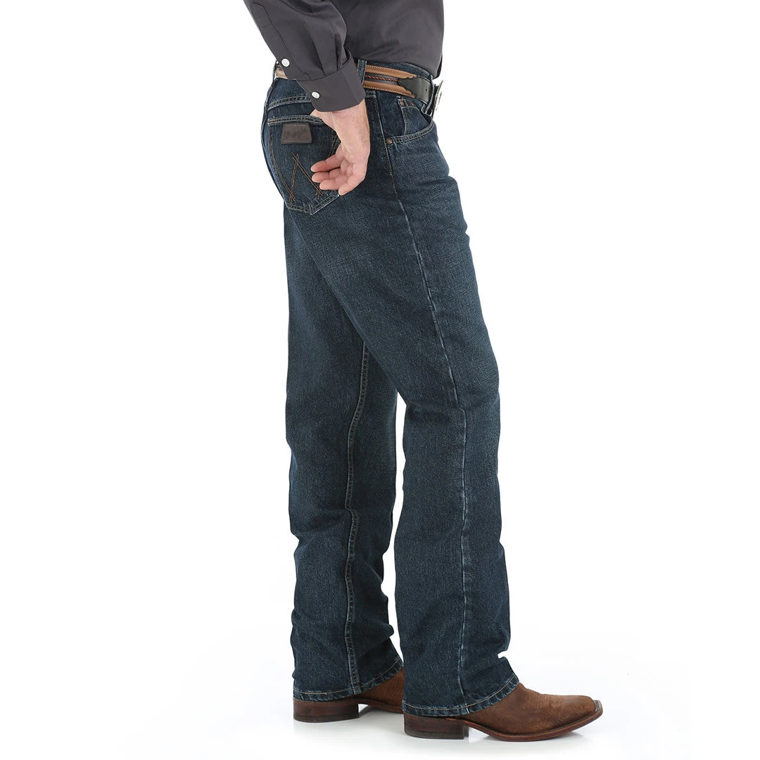 Wrangler Men's 20X Competition Mid Rise Relaxed Jeans 5 Wrangler Men's 20X Competition Mid Rise Relaxed Jeans - Image 3
