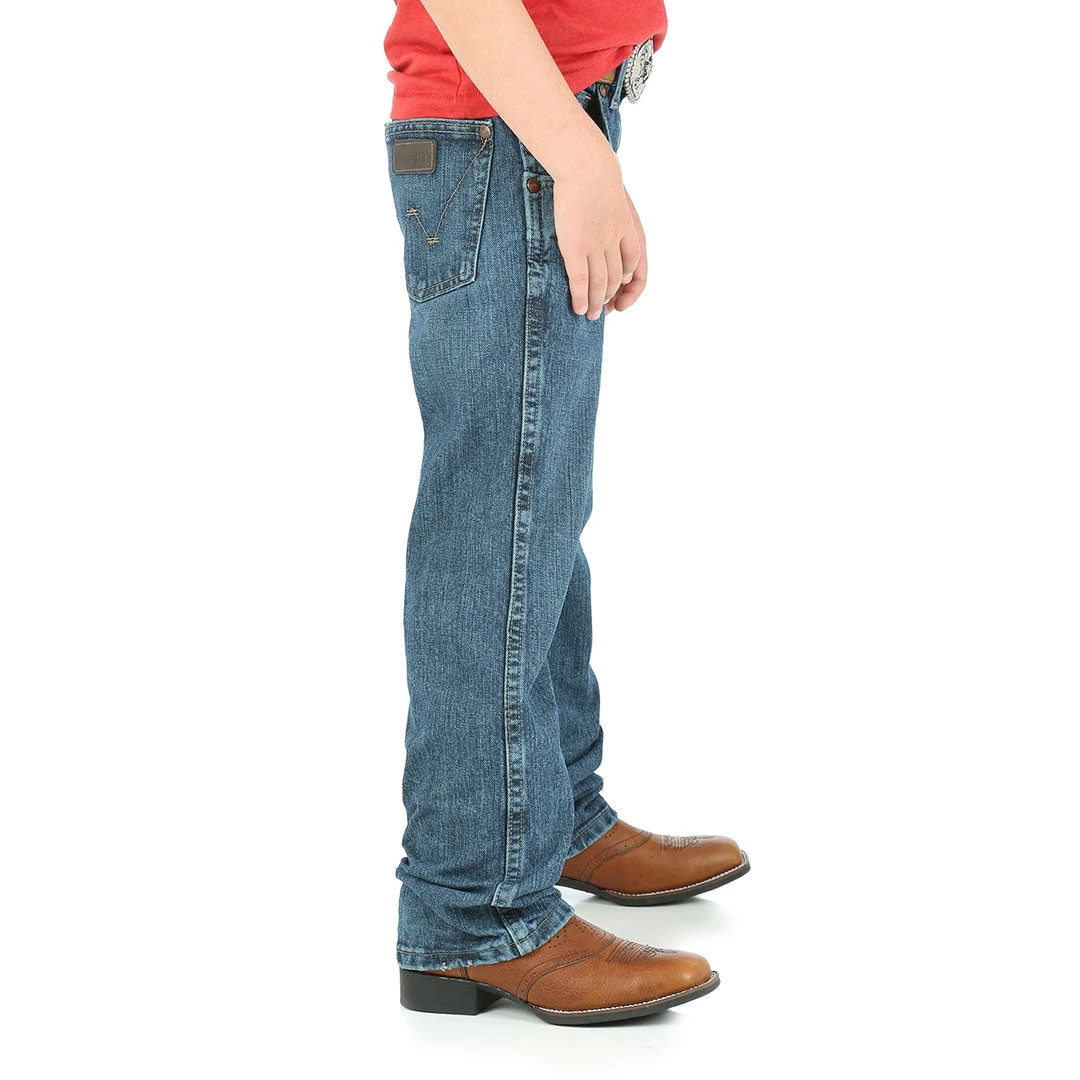 Wrangler Boys' Retro Relaxed Straight Leg Jeans (1-7) 4 Wrangler Boys' Retro Relaxed Straight Leg Jeans (1-7) - Image 2