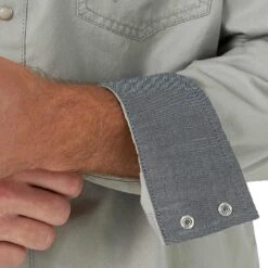 Wrangler Men's Retro Premium Solid Snap Shirt 10 Wrangler Men's Retro Premium Solid Snap Shirt -Wrangler Store img29374 wrangler men s retro premium solid snap shirt