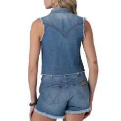 Wrangler Store -Wrangler Store img44990 wrangler women s retro sleeveless frayed cropped denim shirt