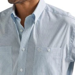 Wrangler Men's George Strait Short Sleeve Print Button-Down Shirt -Wrangler Store img51565 wrangler men s george strait short sleeve print button down shirt