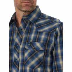 Wrangler Men's Premium Performance Plaid Work Shirt -Wrangler Store img62972 wrangler men s premium performance plaid work shirt