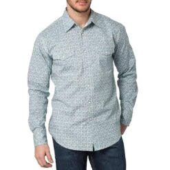Wrangler Men's 20X Advanced Comfort Medallion Print Snap Shirt