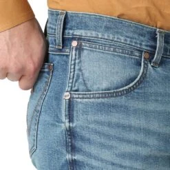 Wrangler Men's Retro No. 88 Slim Straight Jeans -Wrangler Store img95454 wrangler men s retro no 88 slim straight jeans