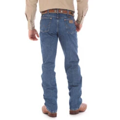 Wrangler Men's Cowboy Cut Original Fit Jeans